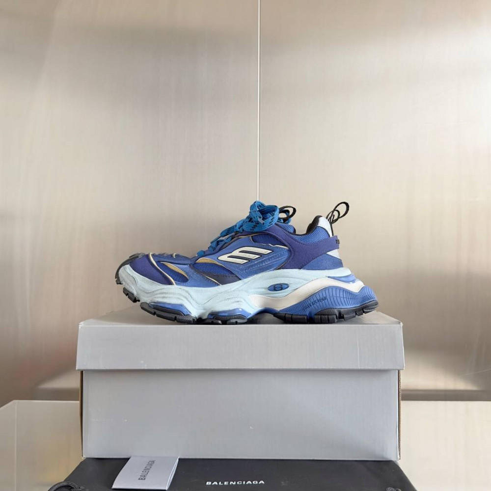 Balenciaga Cargo