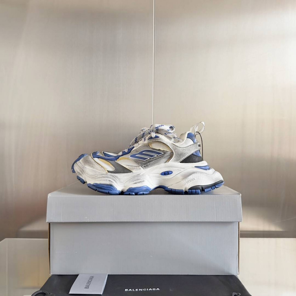 Balenciaga Cargo