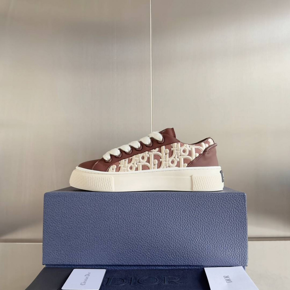 Dior B33