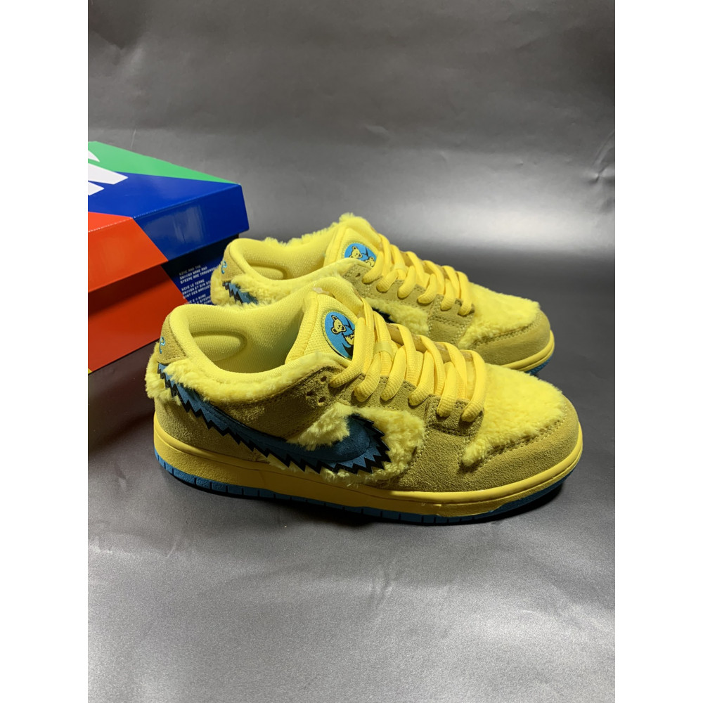 Nike x Grateful Dead SB Dunk Low 'Yellow Bear'