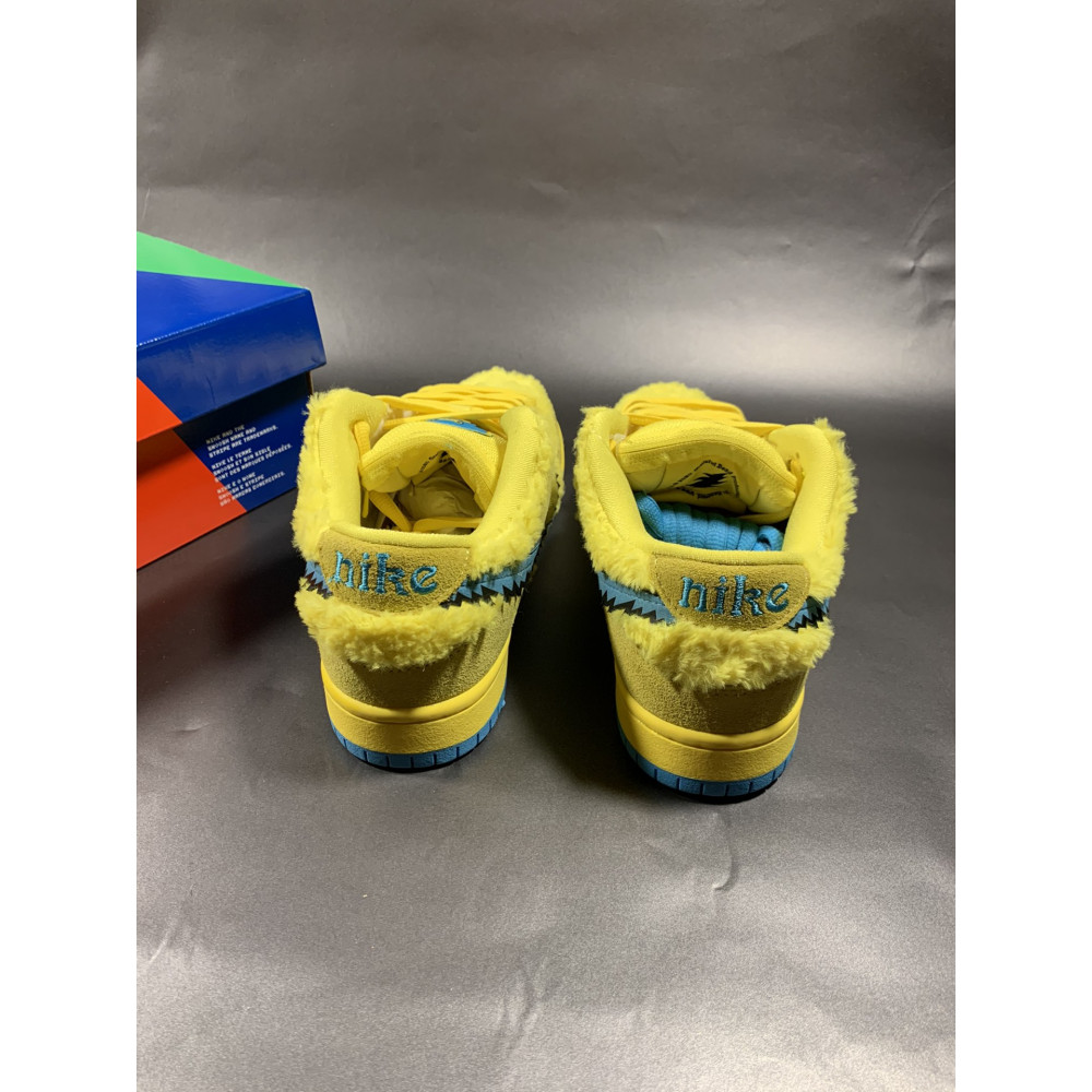 Nike x Grateful Dead SB Dunk Low 'Yellow Bear'