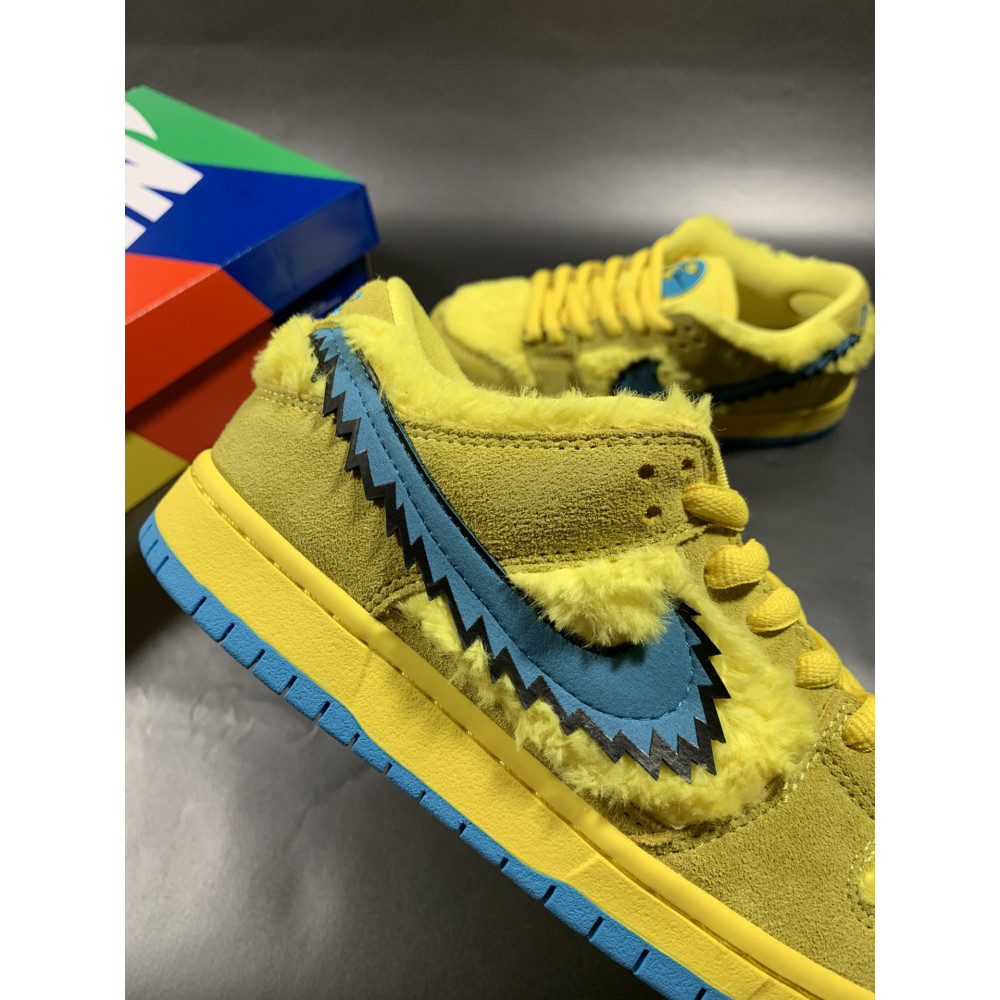 Nike x Grateful Dead SB Dunk Low 'Yellow Bear'