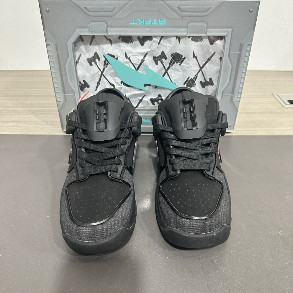 Nike x RTFKT Dunk Genesis 'Void'