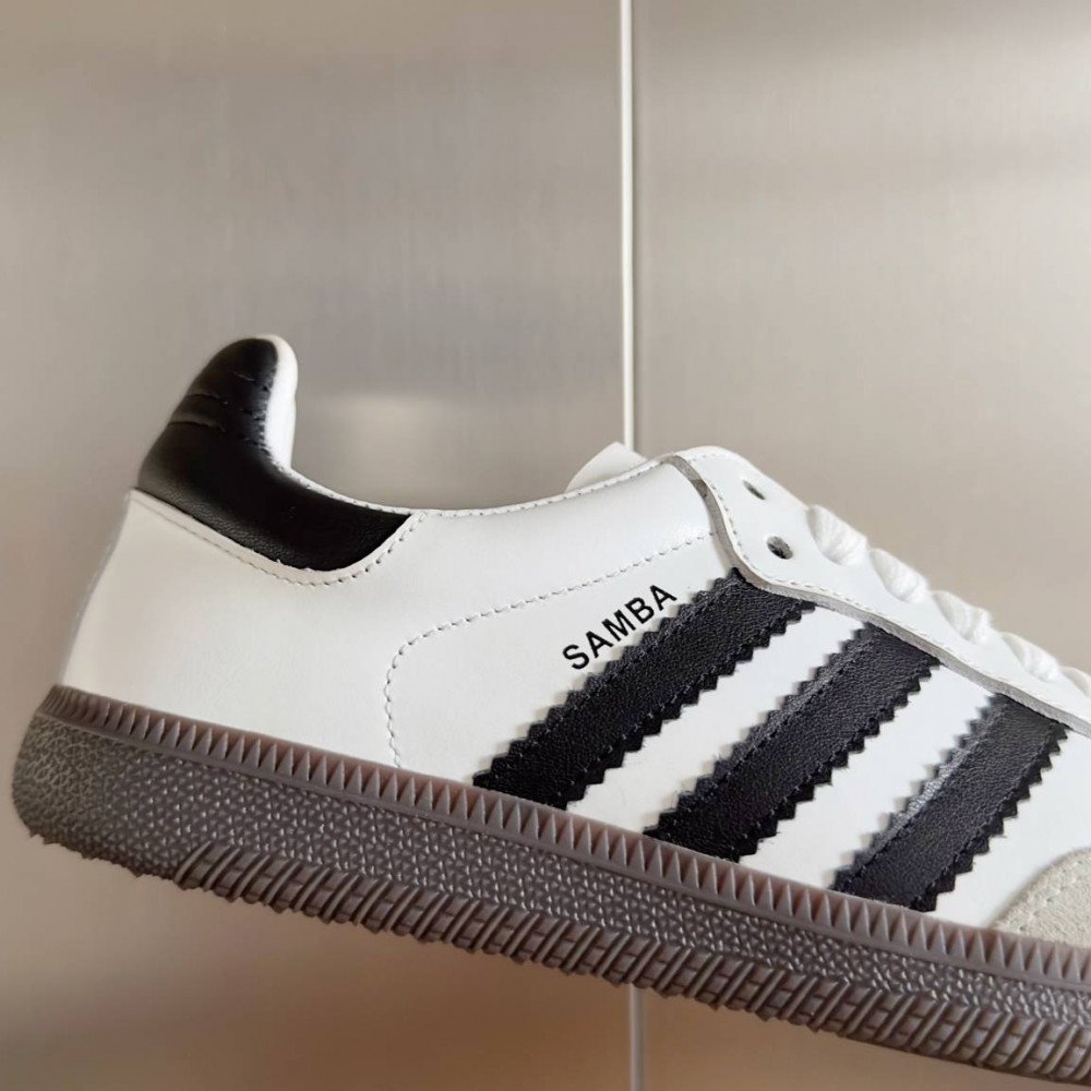 Gucci X Adidas Gucci X Adidas