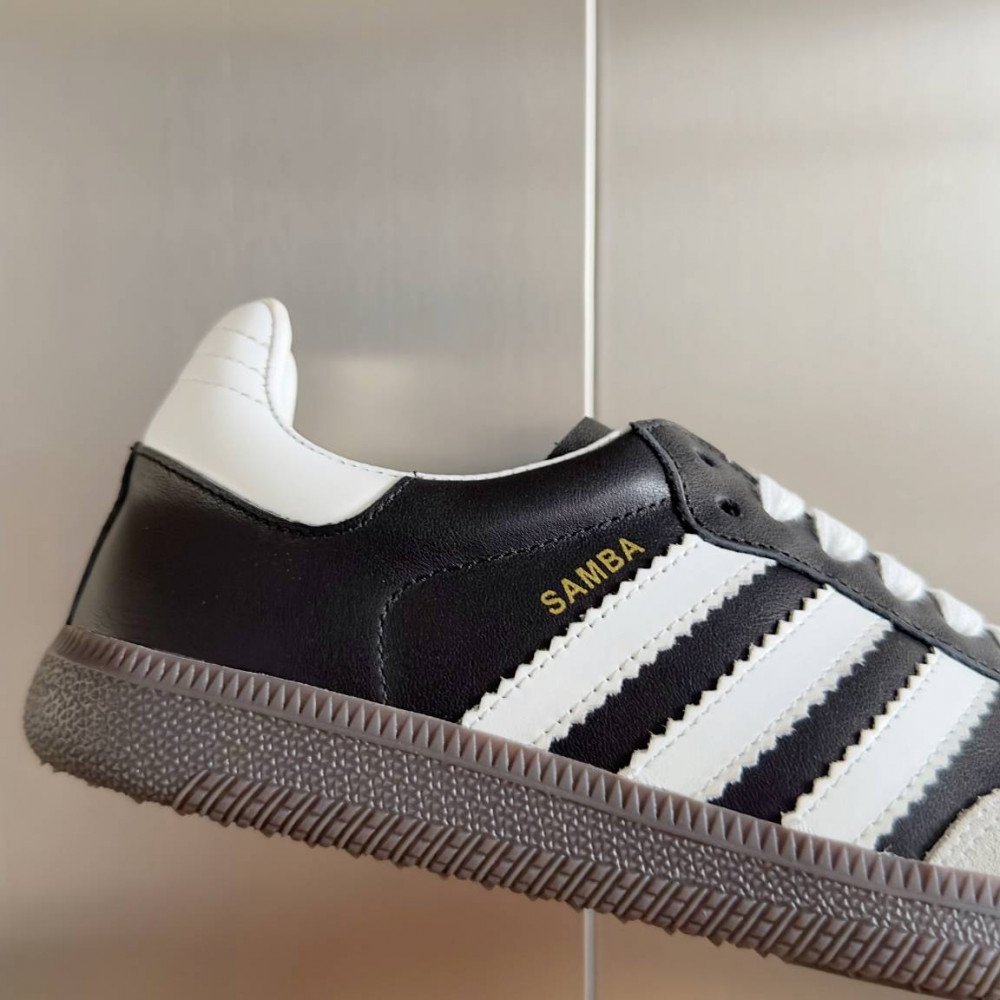 Gucci X Adidas Gucci X Adidas