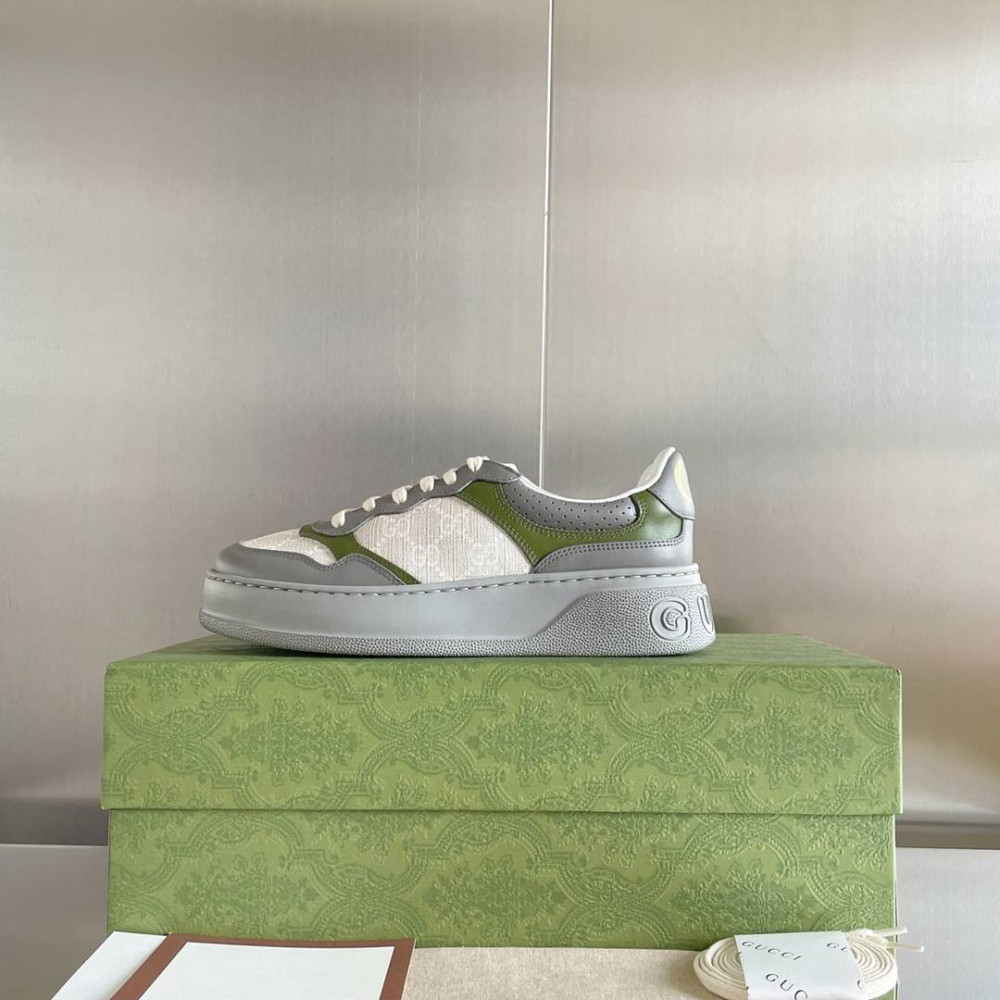 Gucci Chunky B-7