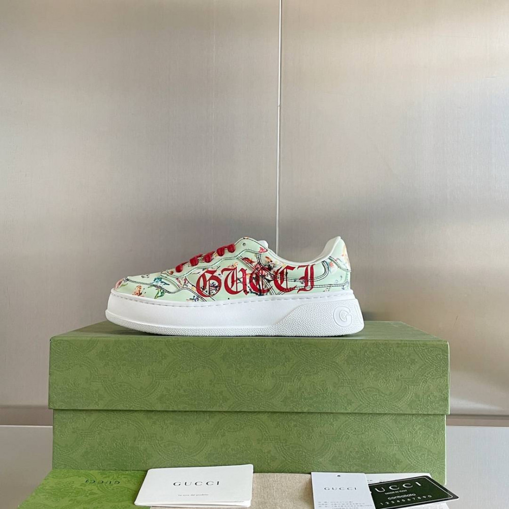 Gucci Chunky B-11