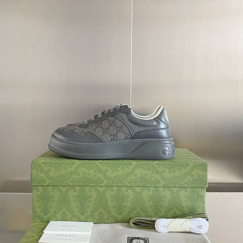 Gucci Chunky B-21