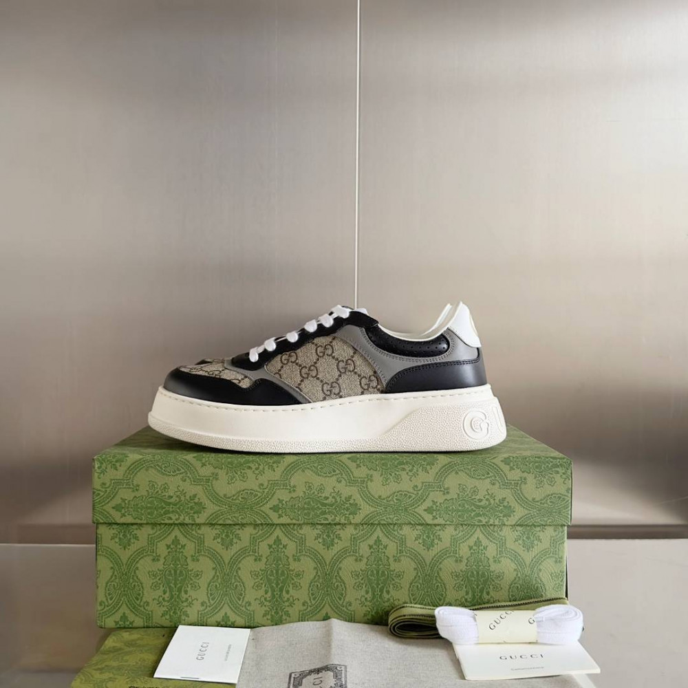 Gucci Chunky B-25