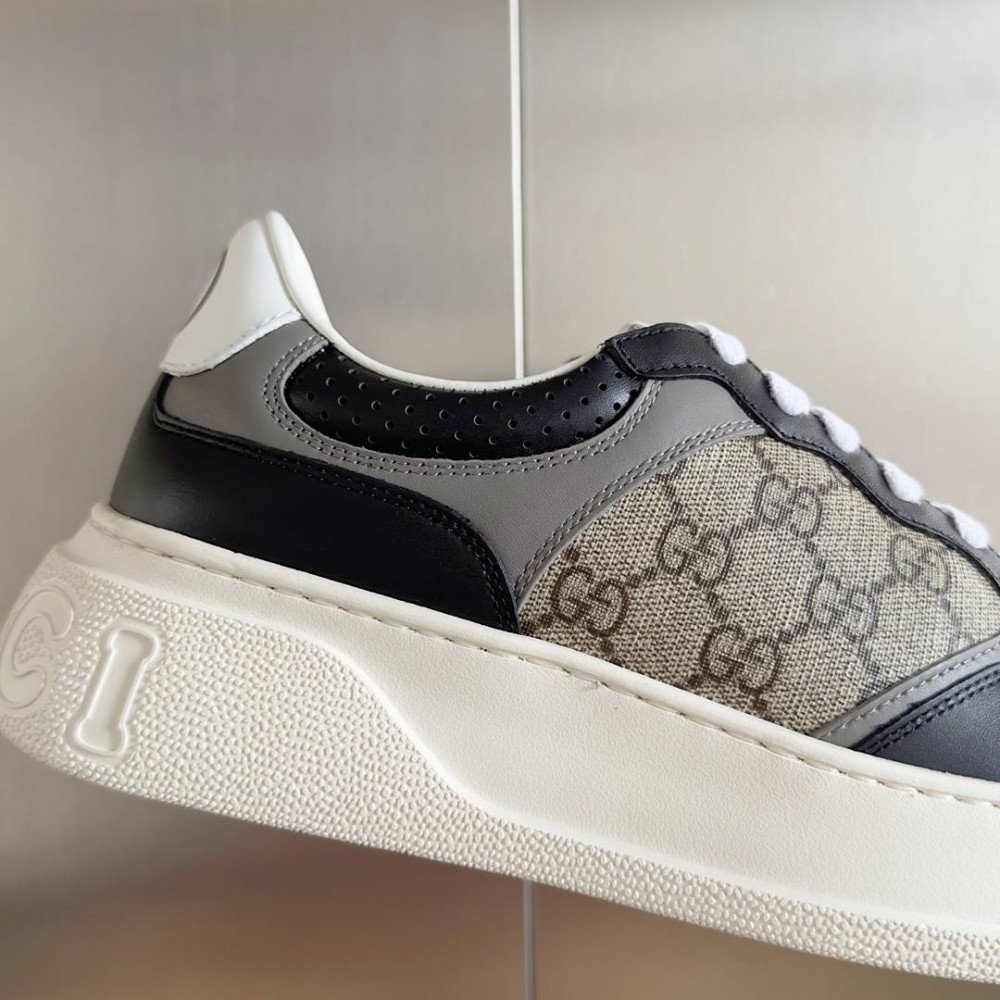 Gucci Chunky B-24 Gucci Chunky B-24