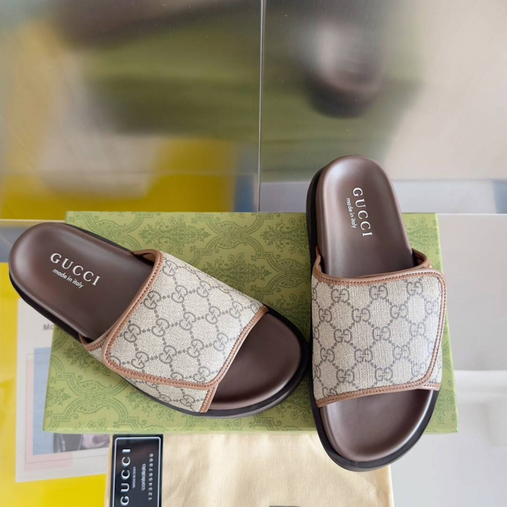 Gucci Slippers-9