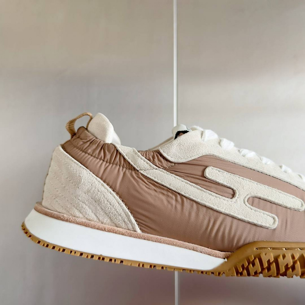 Jet Sneaker Jet Sneaker