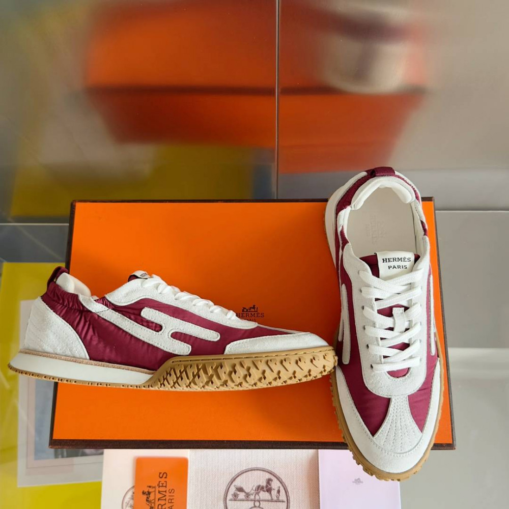Jet Sneaker Jet Sneaker