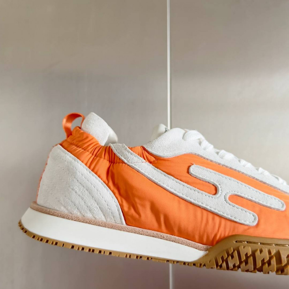 Jet Sneaker Jet Sneaker