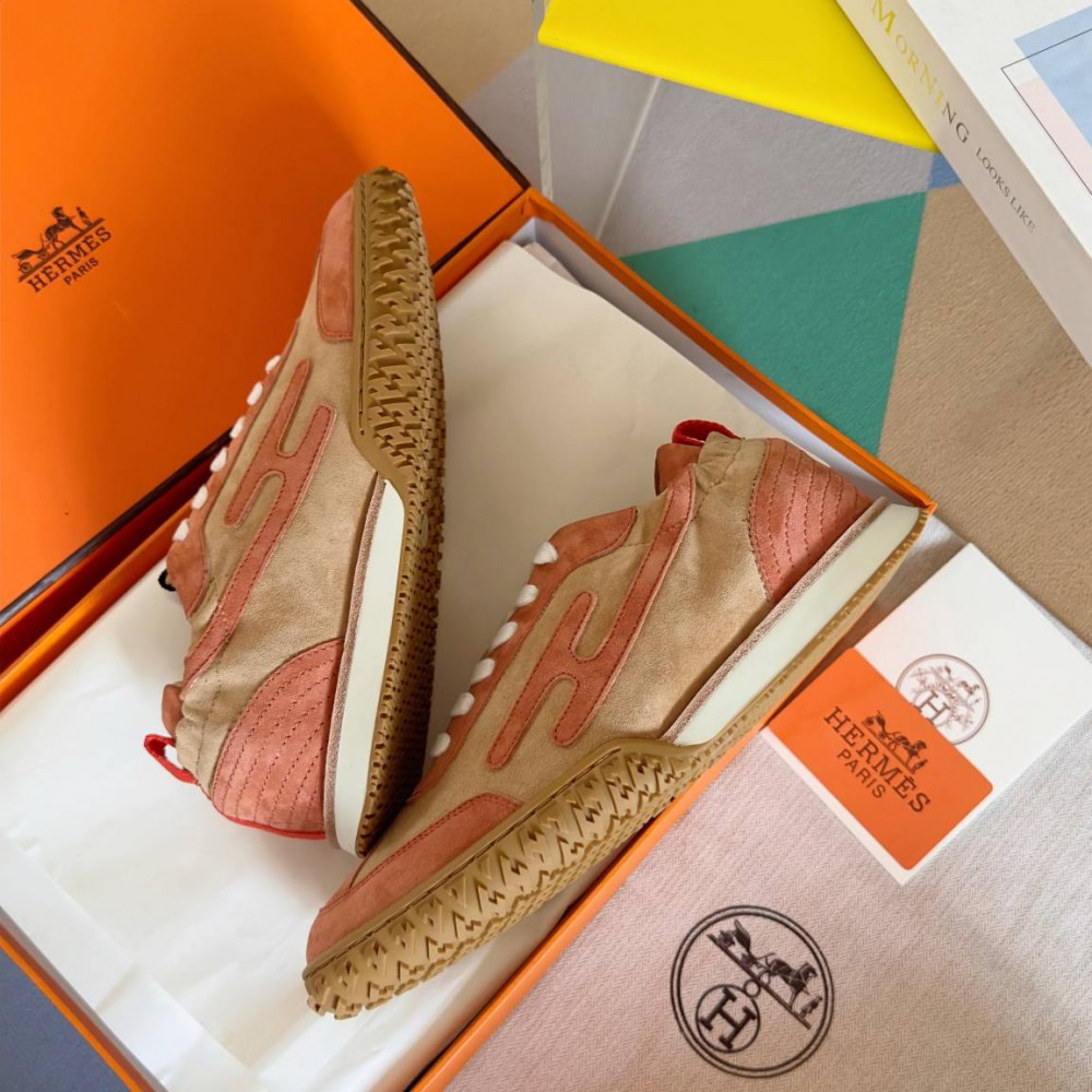 Jet Sneaker Jet Sneaker