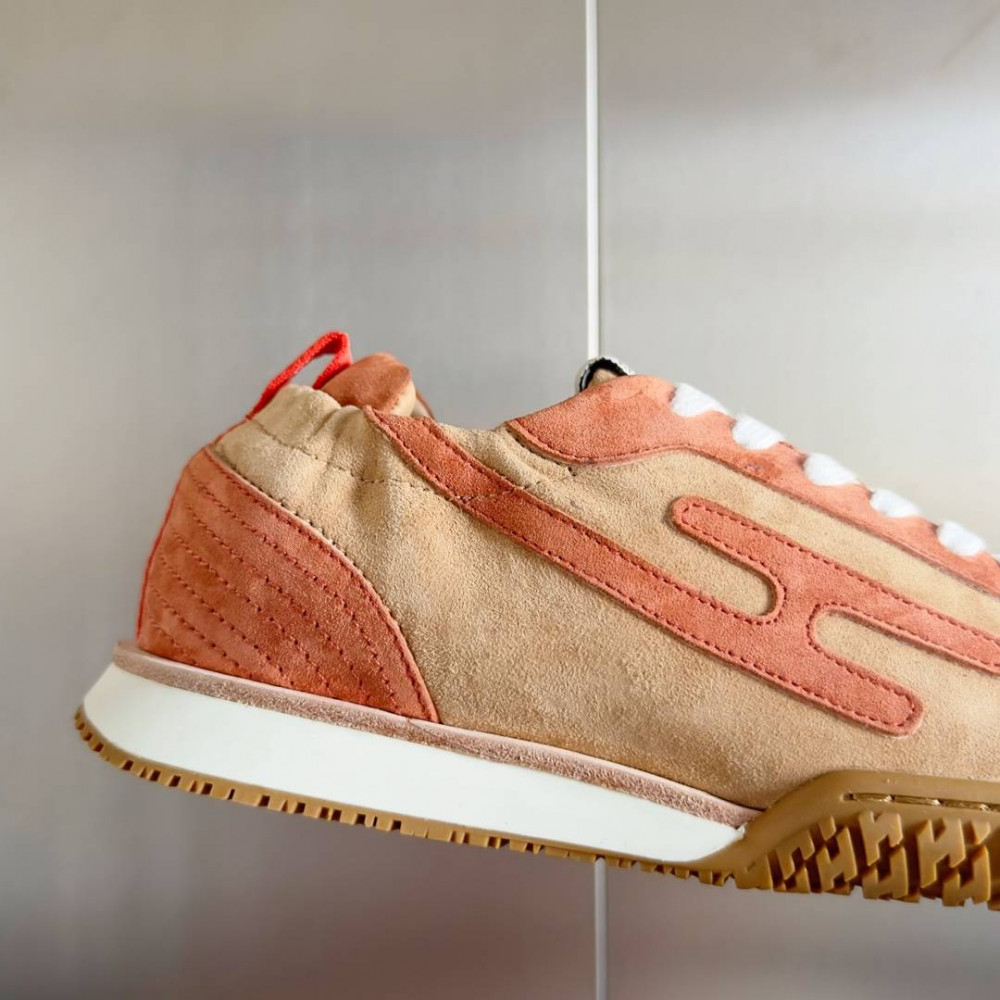 Jet Sneaker Jet Sneaker