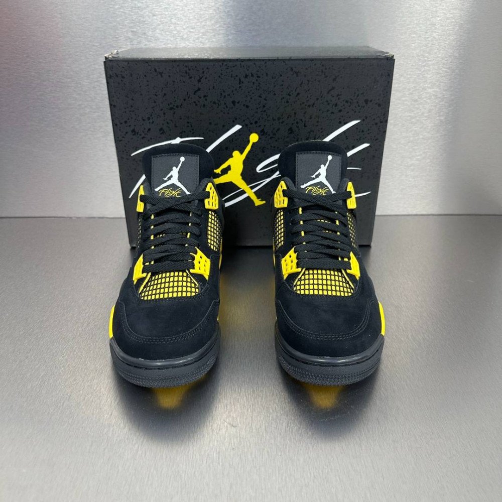 Air Jordan 4 Retro Thunder Air Jordan 4 Retro Thunder