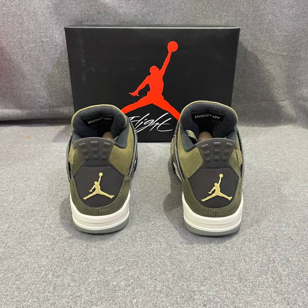 Air Jordan 4 x Undefeated  Deep Green  2025