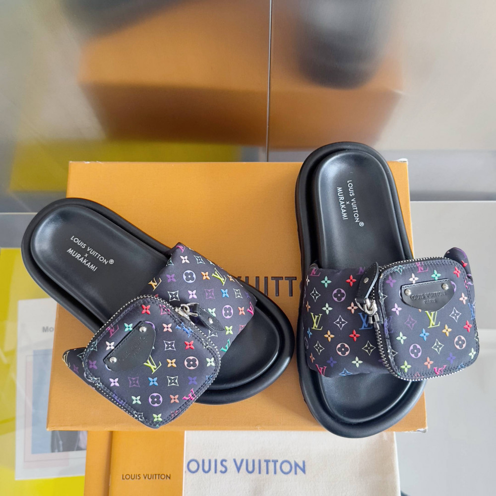 LV Pool Pillow Comfort-6
