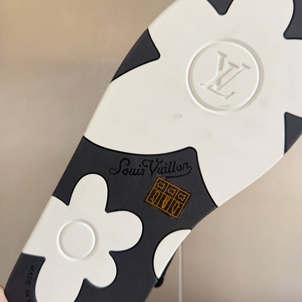 LV Venice Slipper-5 LV Venice Slipper-5