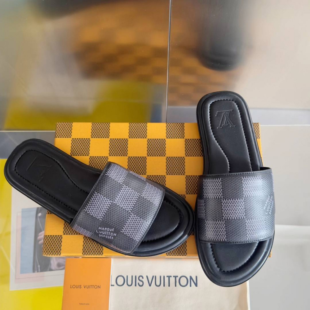 LV Venice Slipper-16
