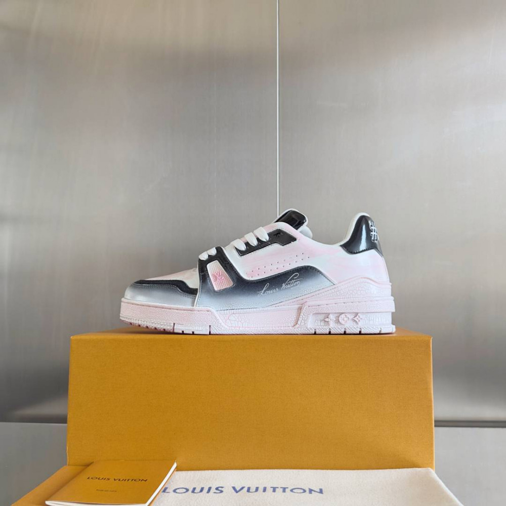 LV Trainer Wipe Color Black/Light Pink-004