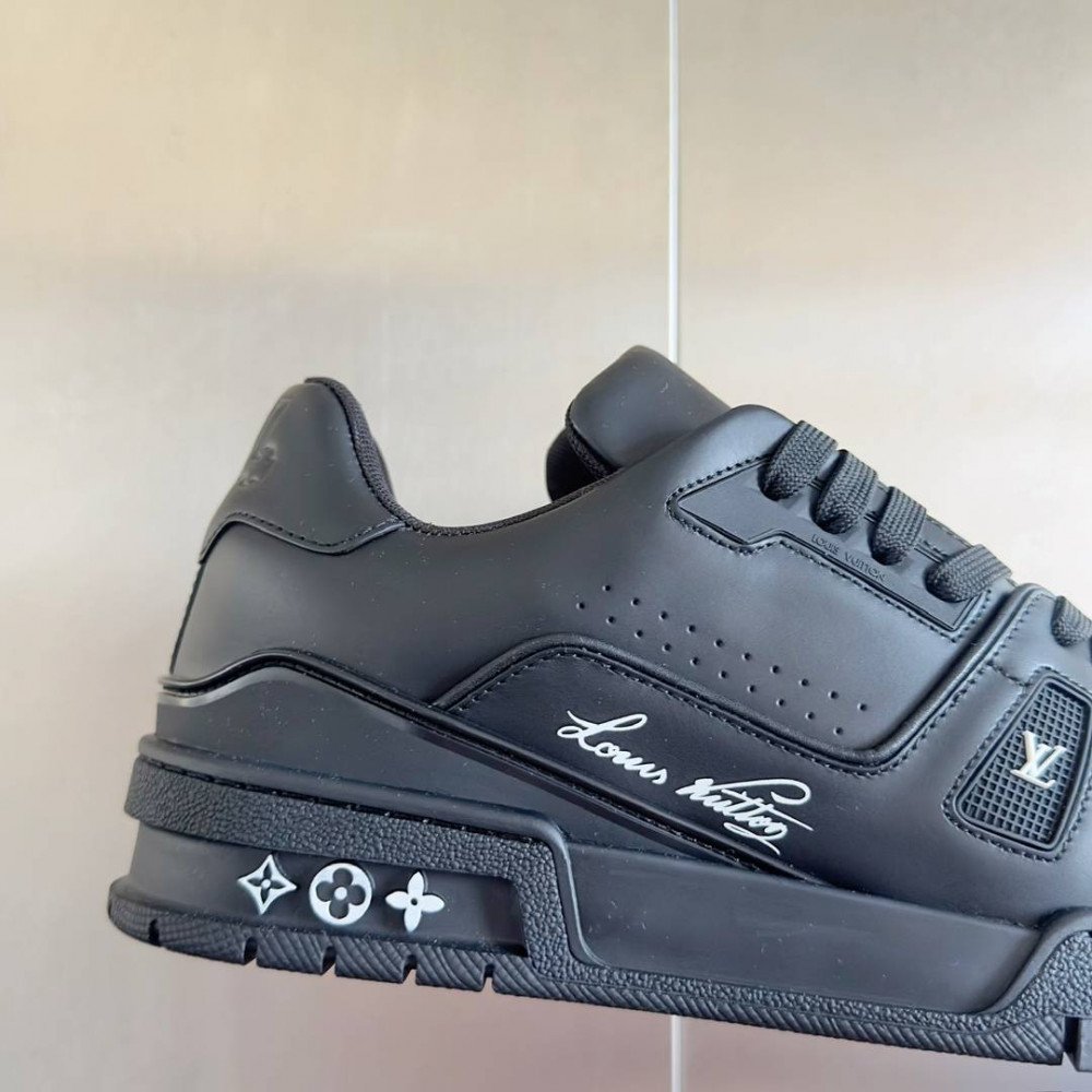LV Trainer Sneaker Black-017 LV Trainer Sneaker Black-017