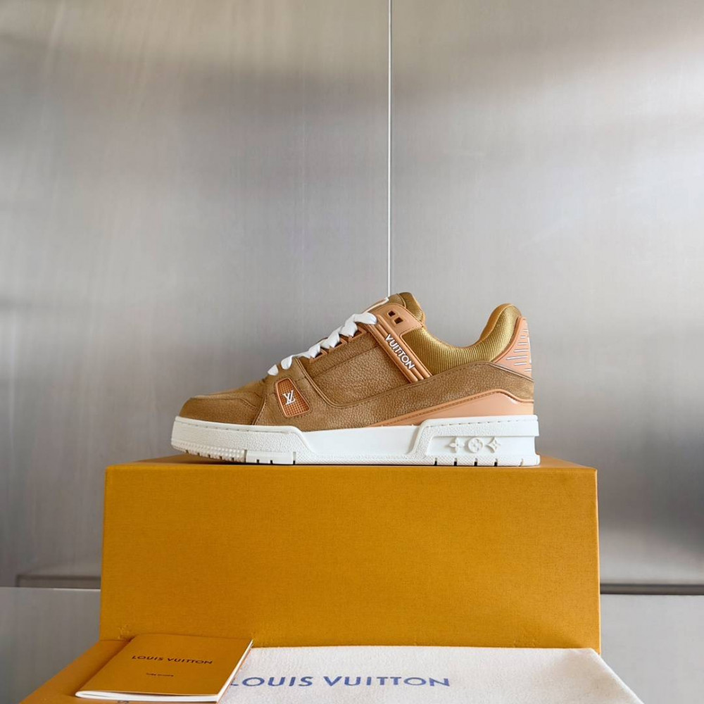 LV Trainer Sneaker Brown-018