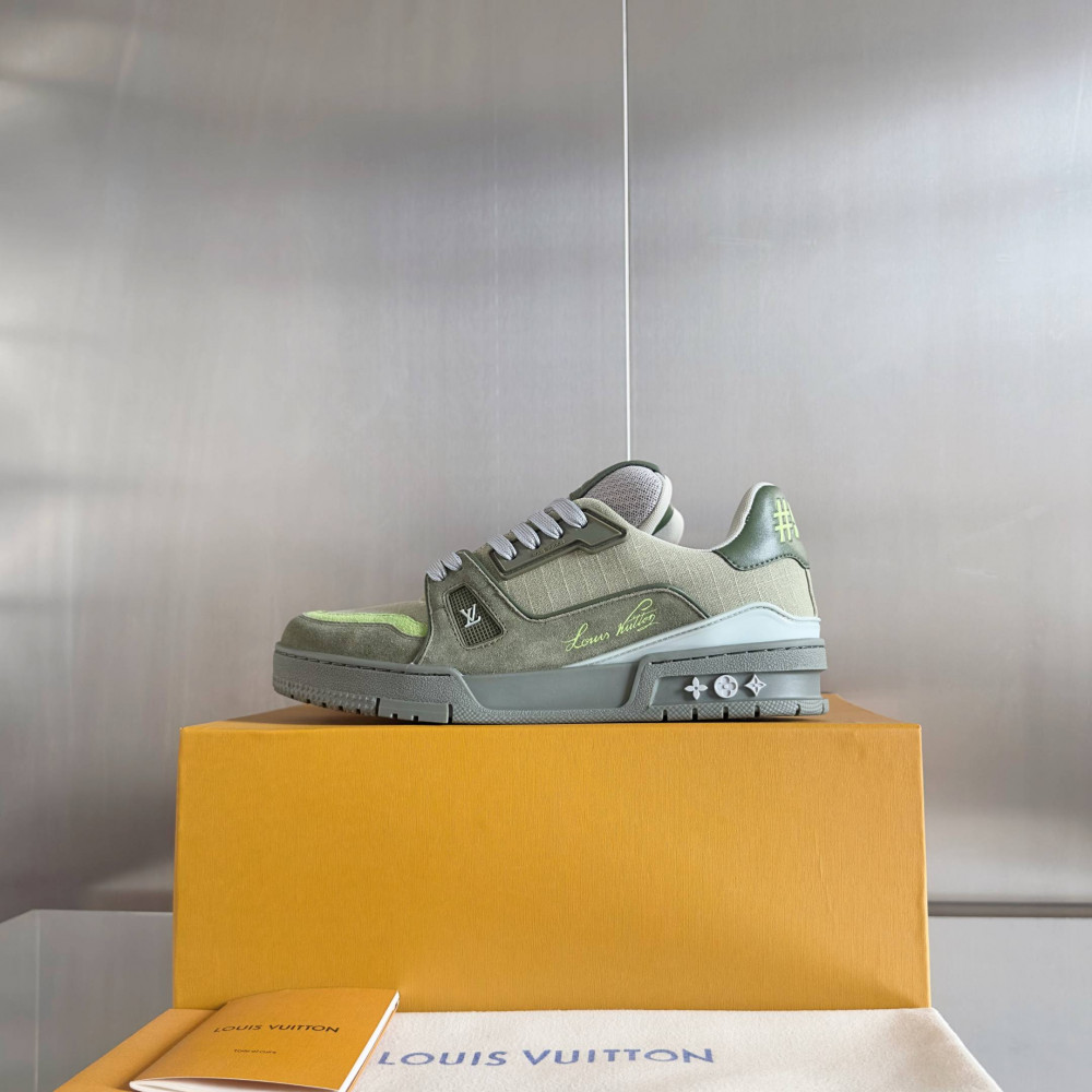 LV Trainer Sneaker Green-025