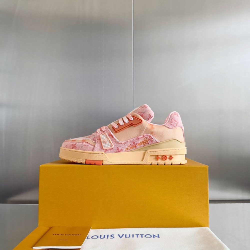 LV Trainer Sneaker Red-039