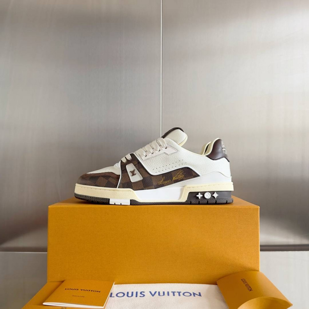 LV Trainer Sneaker White and Brow-057