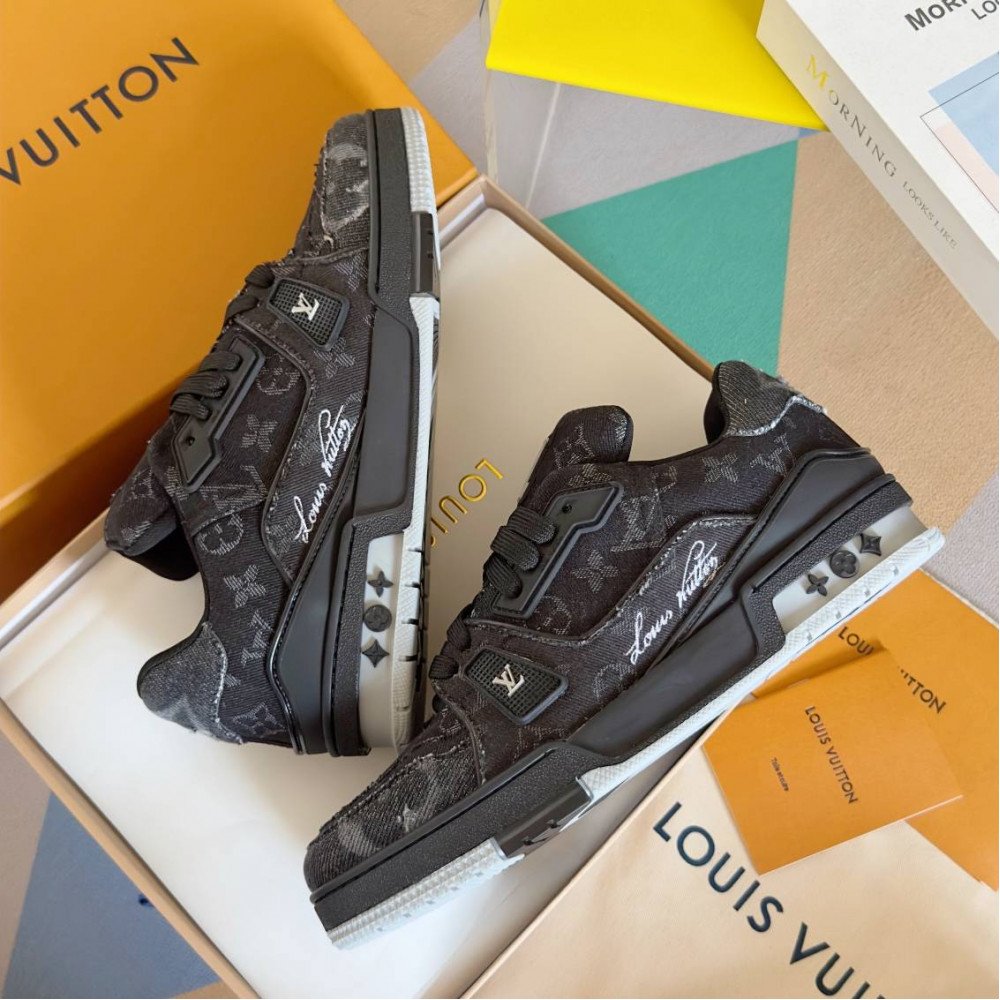 LV Trainer Sneaker Black-063 LV Trainer Sneaker Black-063