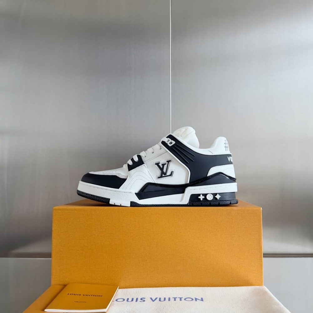 LV Trainer Sneaker Dark Black and White-068