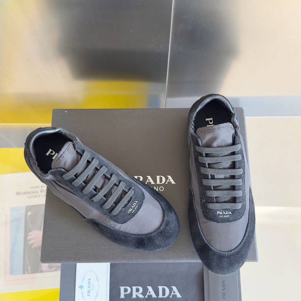 Prada Collapse Prada Collapse