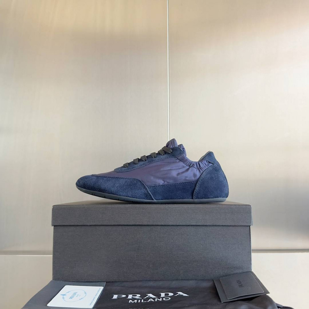 Prada Collapse