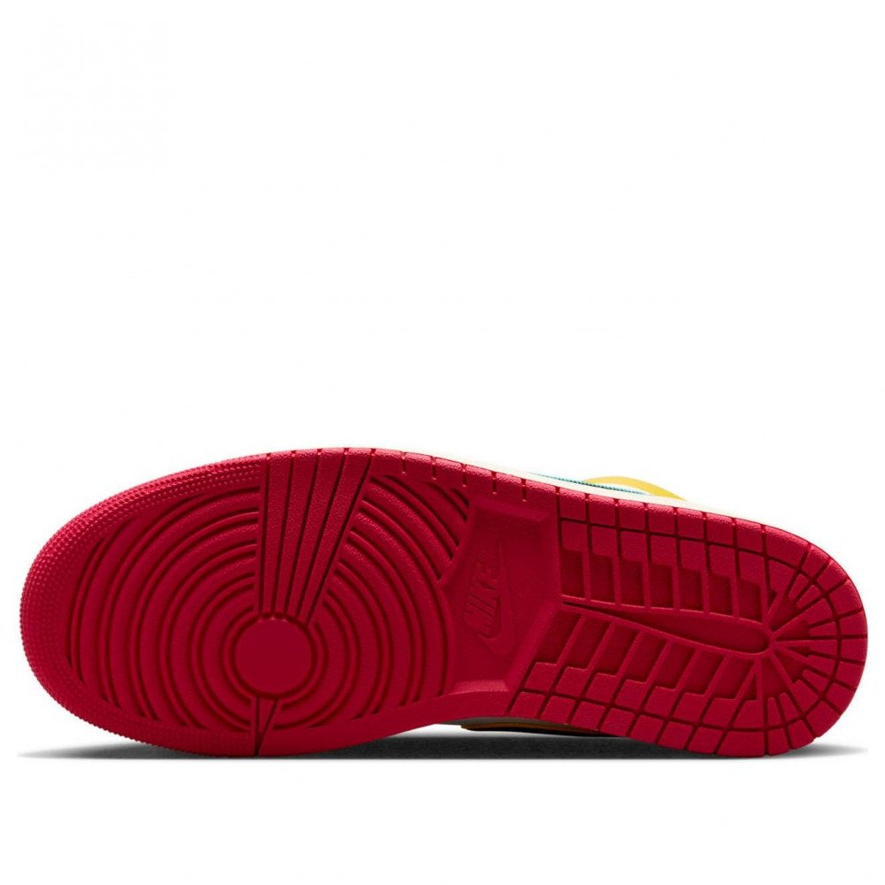 Air Jordan 1 Low Premium Lace Toggle HV4511-133 Air Jordan 1 Low Premium Lace Toggle HV4511-133