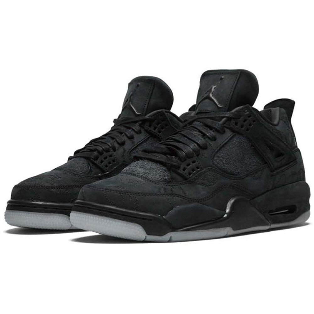 Air Jordan 4 Retro x KAWS Black Air Jordan 4 Retro x KAWS Black