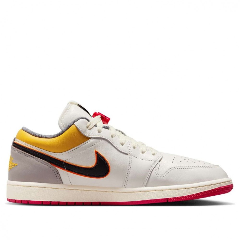 Air Jordan 1 Low Premium Lace Toggle HV4511-133 Air Jordan 1 Low Premium Lace Toggle HV4511-133
