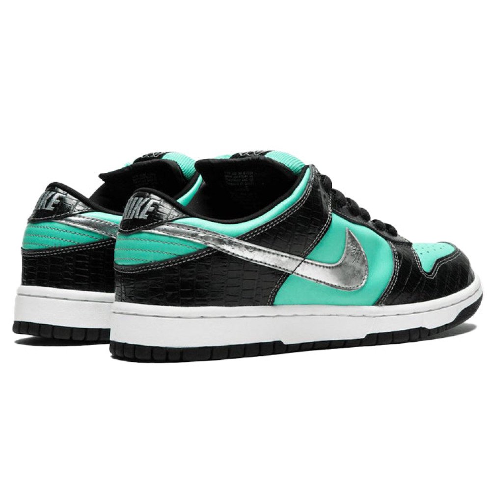 Nike x Diamond Supply Co. SB Dunk Low Pro Tiffany Nike x Diamond Supply Co. SB Dunk Low Pro Tiffany