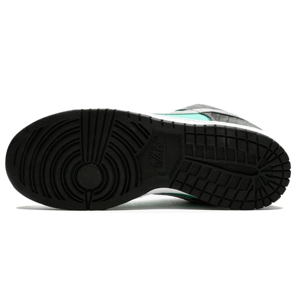 Nike x Diamond Supply Co. SB Dunk Low Pro Tiffany Nike x Diamond Supply Co. SB Dunk Low Pro Tiffany