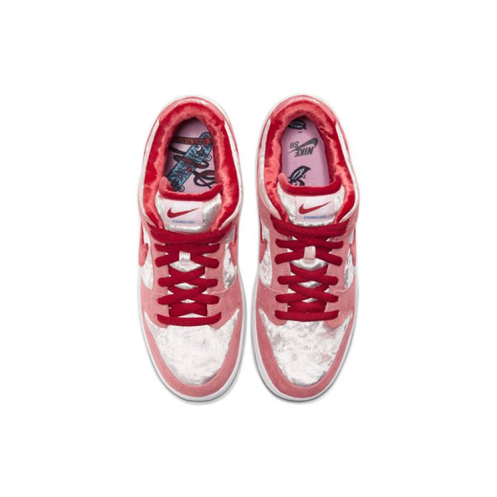 Nike x StrangeLove SB Dunk Low Valentine s Day Nike x StrangeLove SB Dunk Low Valentine s Day
