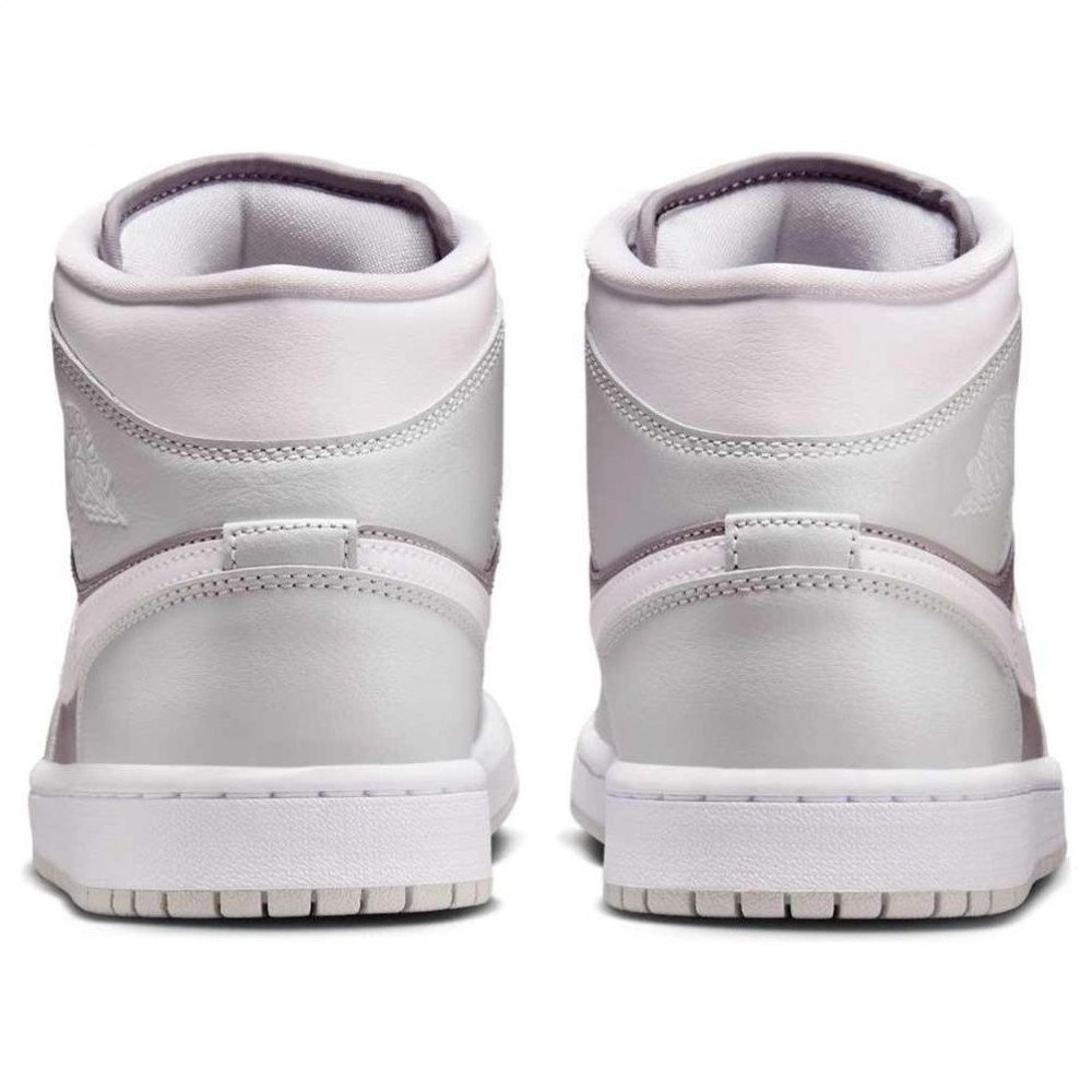 (WMNS) Air Jordan 1 Mid Photon Dust Atmosphere BQ6472-008 (WMNS) Air Jordan 1 Mid Photon Dust Atmosphere BQ6472-008