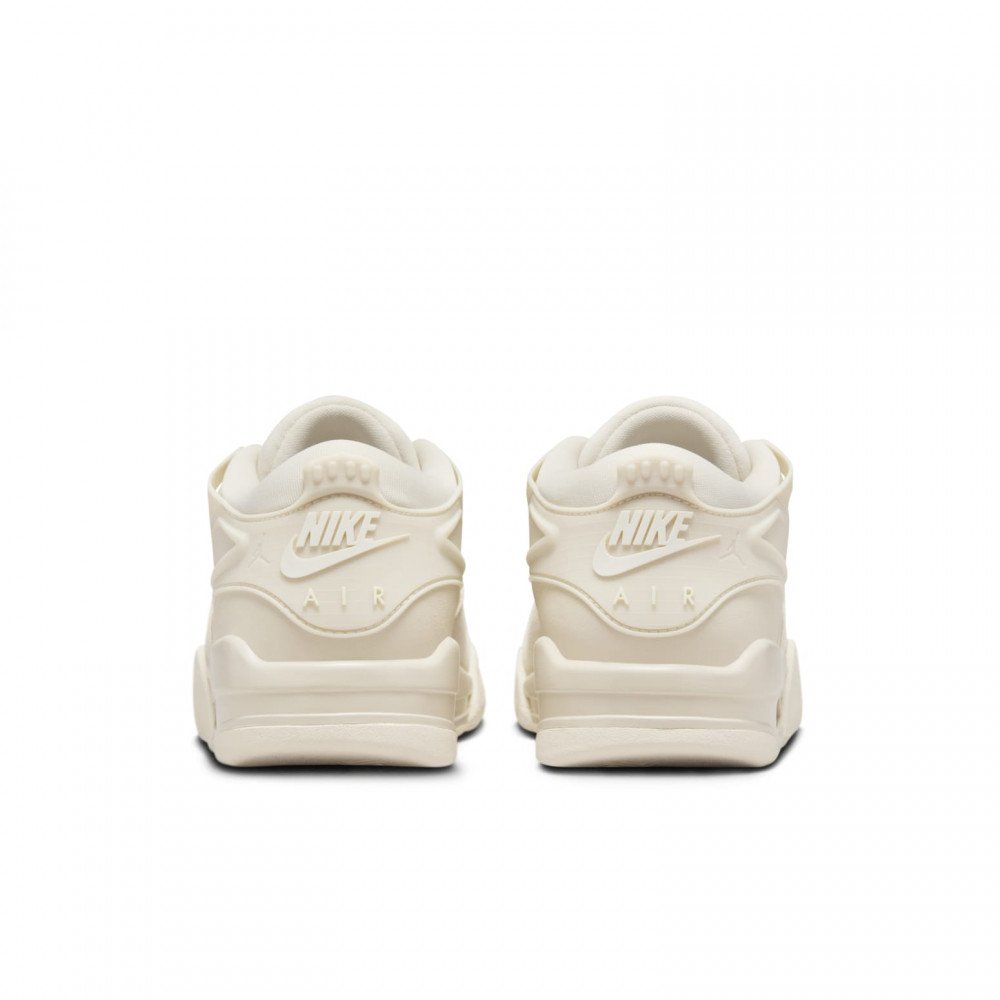 Air Jordan 4RM  Legend Light Brown