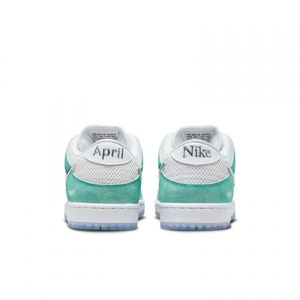 Nike x APRIL SKATEBOARDS SB Dunk Low Turbo Green FD2562-400 Nike x APRIL SKATEBOARDS SB Dunk Low Turbo Green FD2562-400