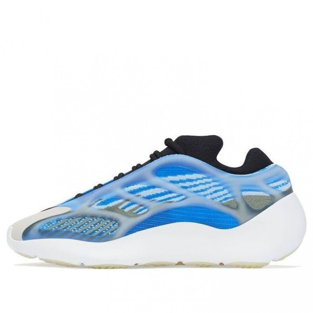 Yeezy 700 V3  Arzareth