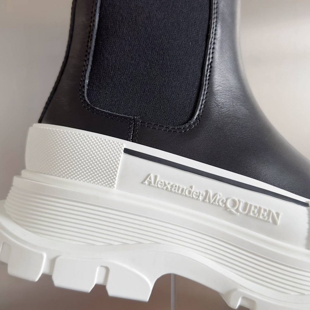 Alexander McQueen Tread Slick Alexander McQueen Tread Slick