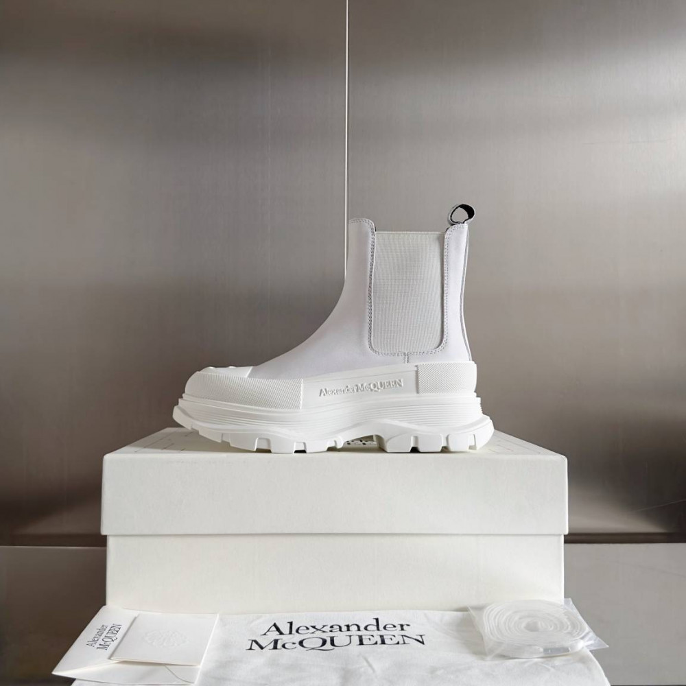 Alexander McQueen Tread Slick