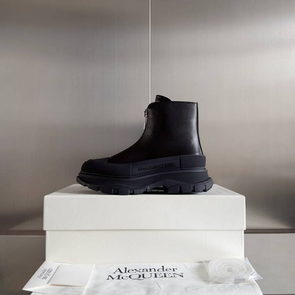 Alexander McQueen Tread Slick