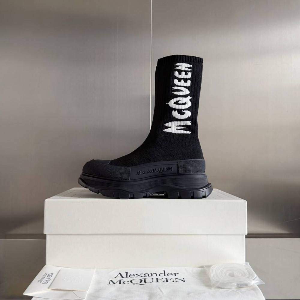 Alexander McQueen Tread Slick