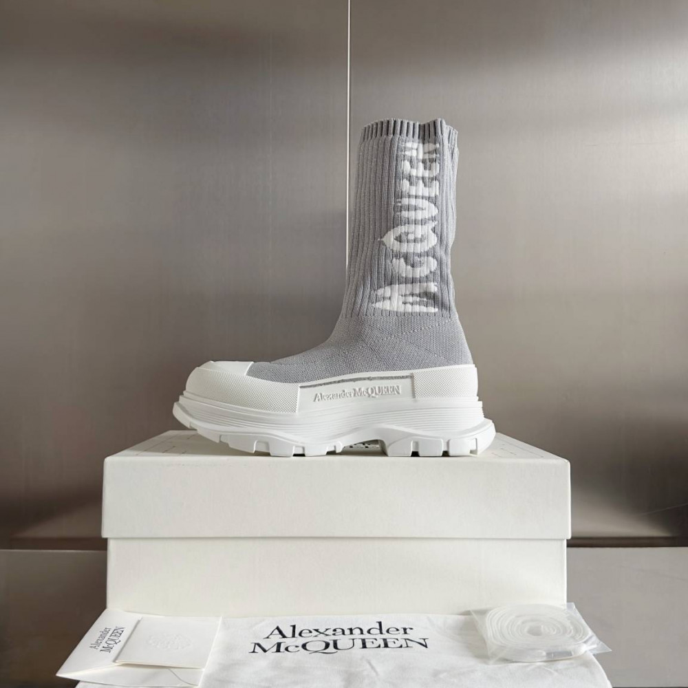 Alexander McQueen Tread Slick
